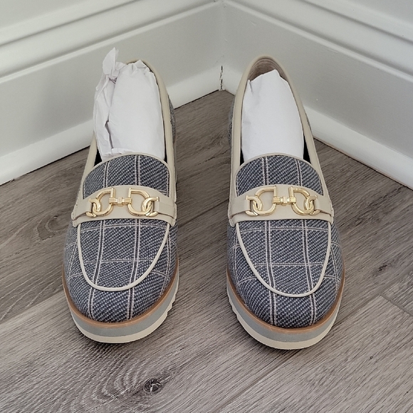 NYDJ Women's Edward Suede Wedge Loafer Shoes In Gray Size 9 NIB - Picture 4 of 12